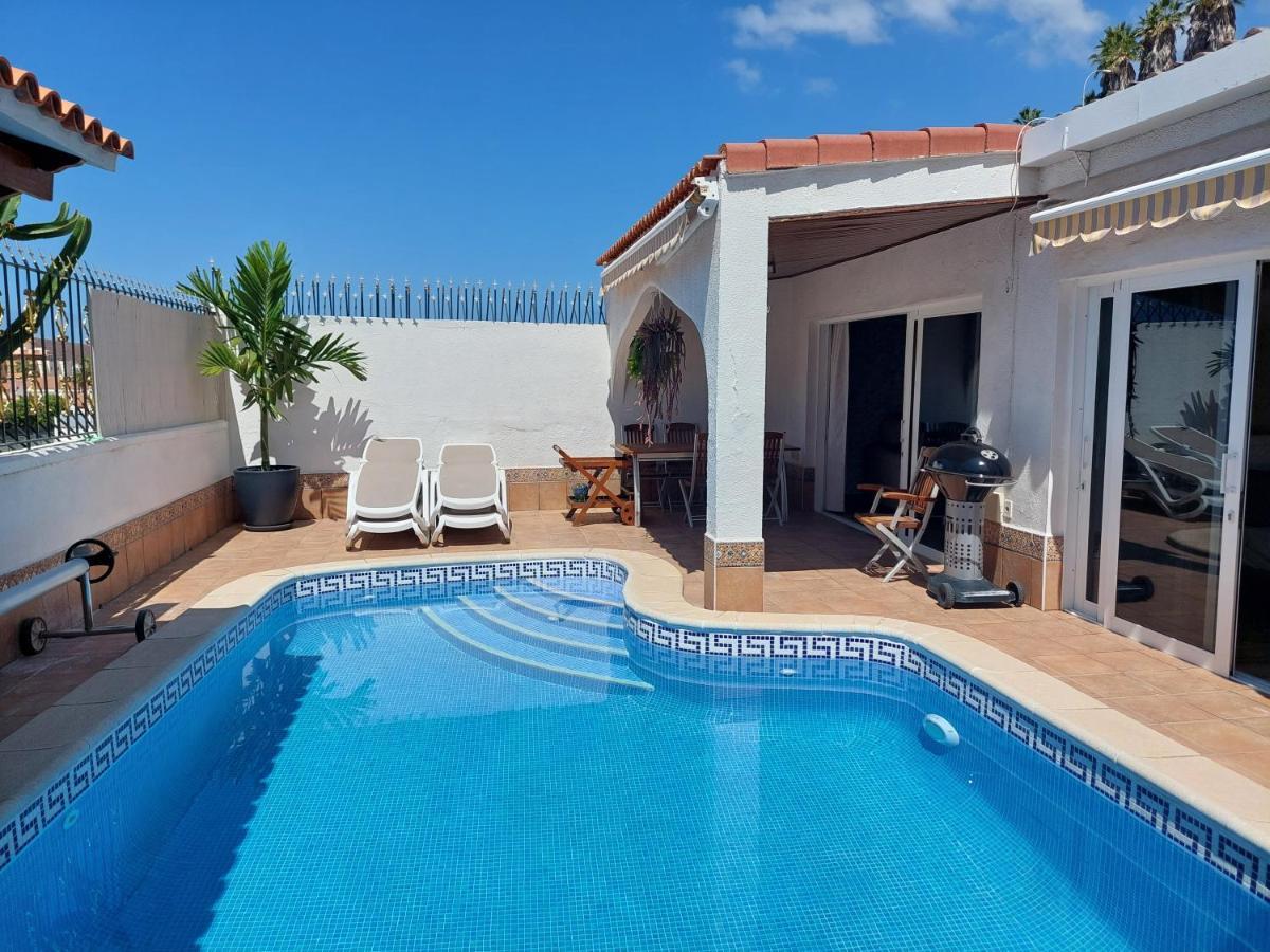 Beautiful Holiday Villa With Heated Private Pool, Los Cristianos Лос Кристианос Экстерьер фото