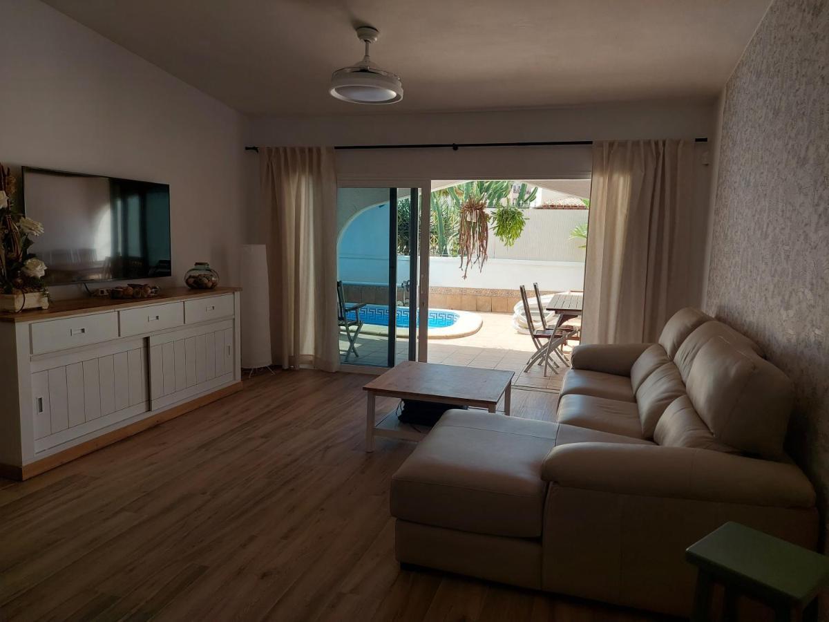 Beautiful Holiday Villa With Heated Private Pool, Los Cristianos Лос Кристианос Экстерьер фото