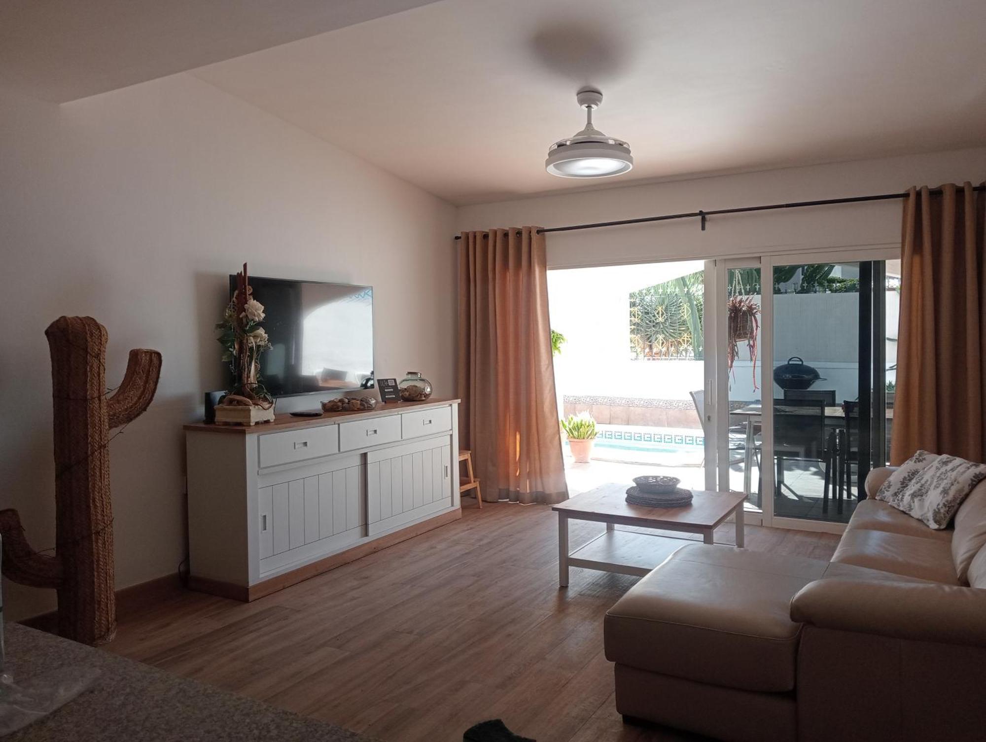 Beautiful Holiday Villa With Heated Private Pool, Los Cristianos Лос Кристианос Экстерьер фото