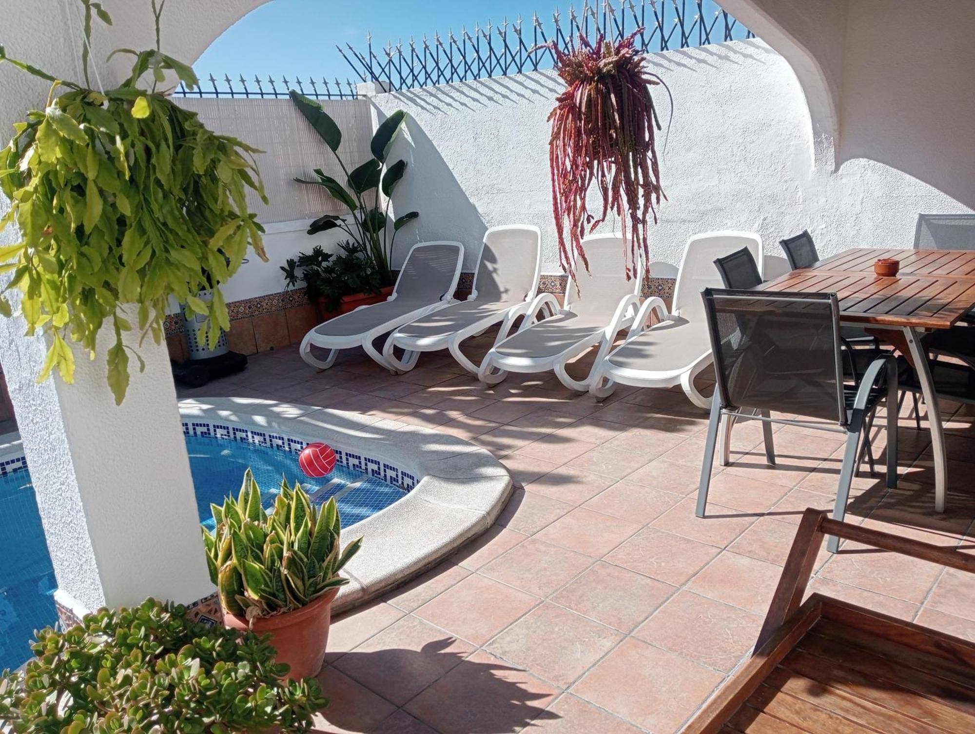 Beautiful Holiday Villa With Heated Private Pool, Los Cristianos Лос Кристианос Экстерьер фото