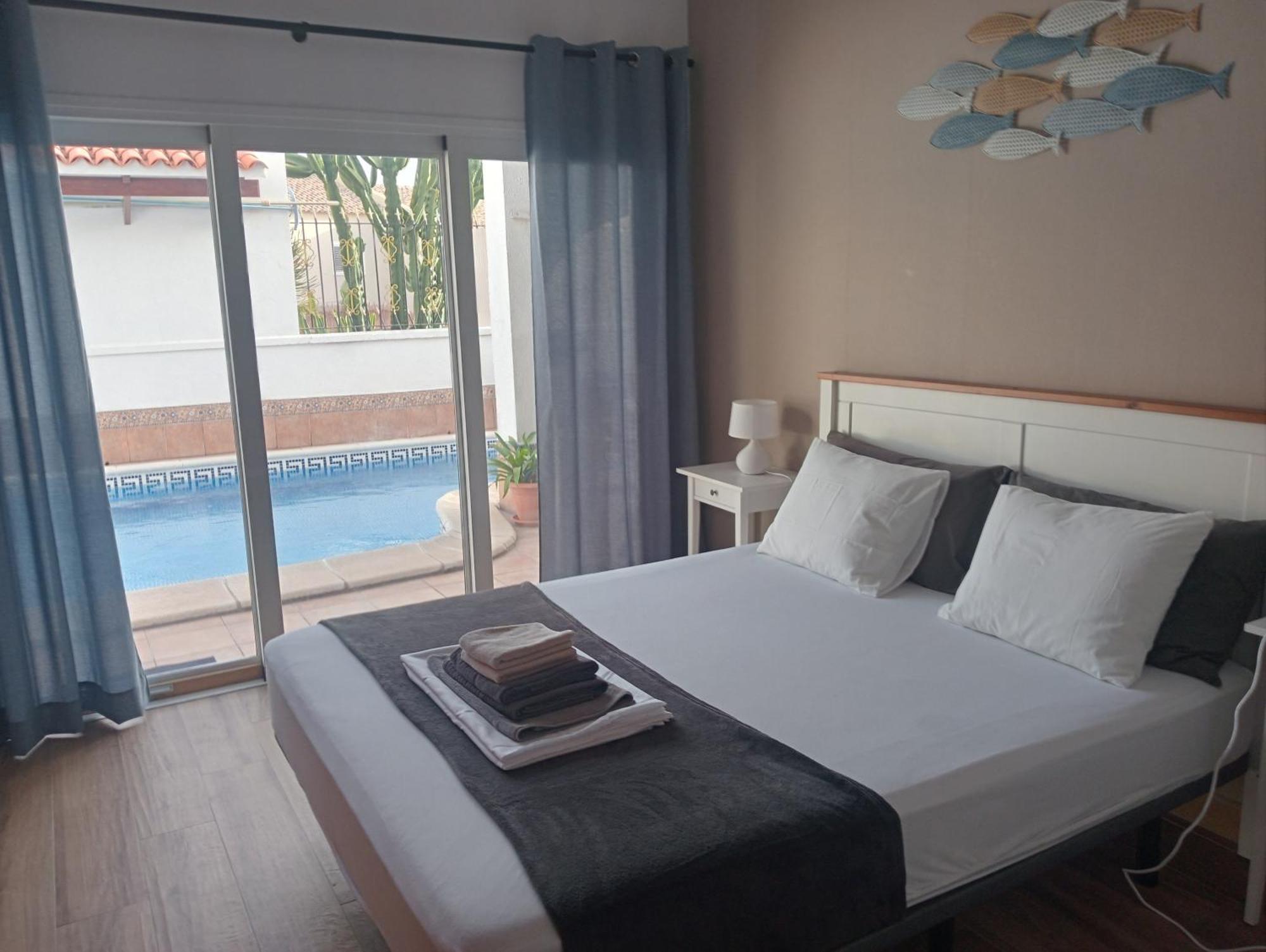 Beautiful Holiday Villa With Heated Private Pool, Los Cristianos Лос Кристианос Экстерьер фото